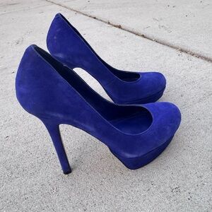 Steve Madden Blue Suede Pump Heels